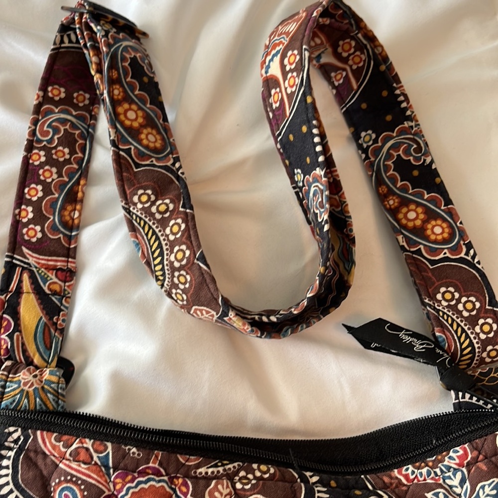 2 piece- Vera Bradley Fall purse and wallet/wristlet bundle. Lot of (2) - Picture 12 of 12